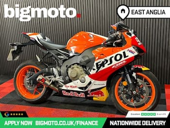 Used Honda CBR1000RR Fireblade undefined for sale - bike-79663362: Photo