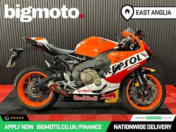 Used Honda CBR1000RR Fireblade undefined for sale - bike-79663362: Photo