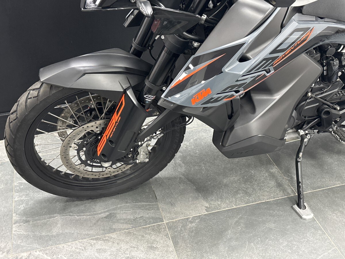 KTM 890 ADVENTURE 22