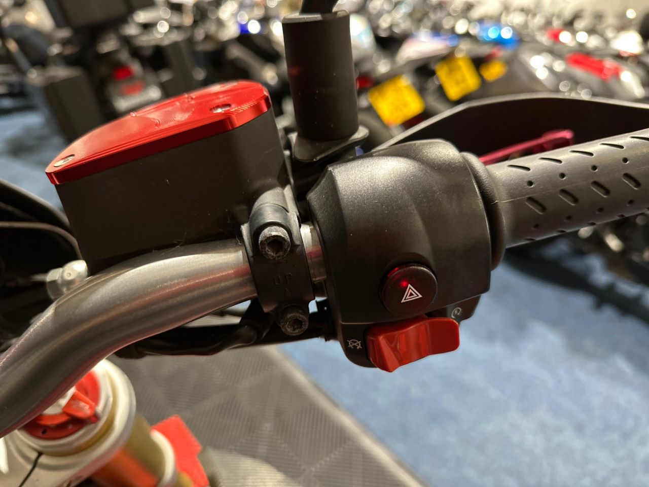 Used Aprilia Dorsoduro for sale - 78434395: Photo 26
