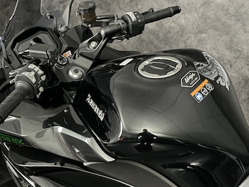 Used Kawasaki Ninja 1100SX undefined for sale - bike-77868049: Photo