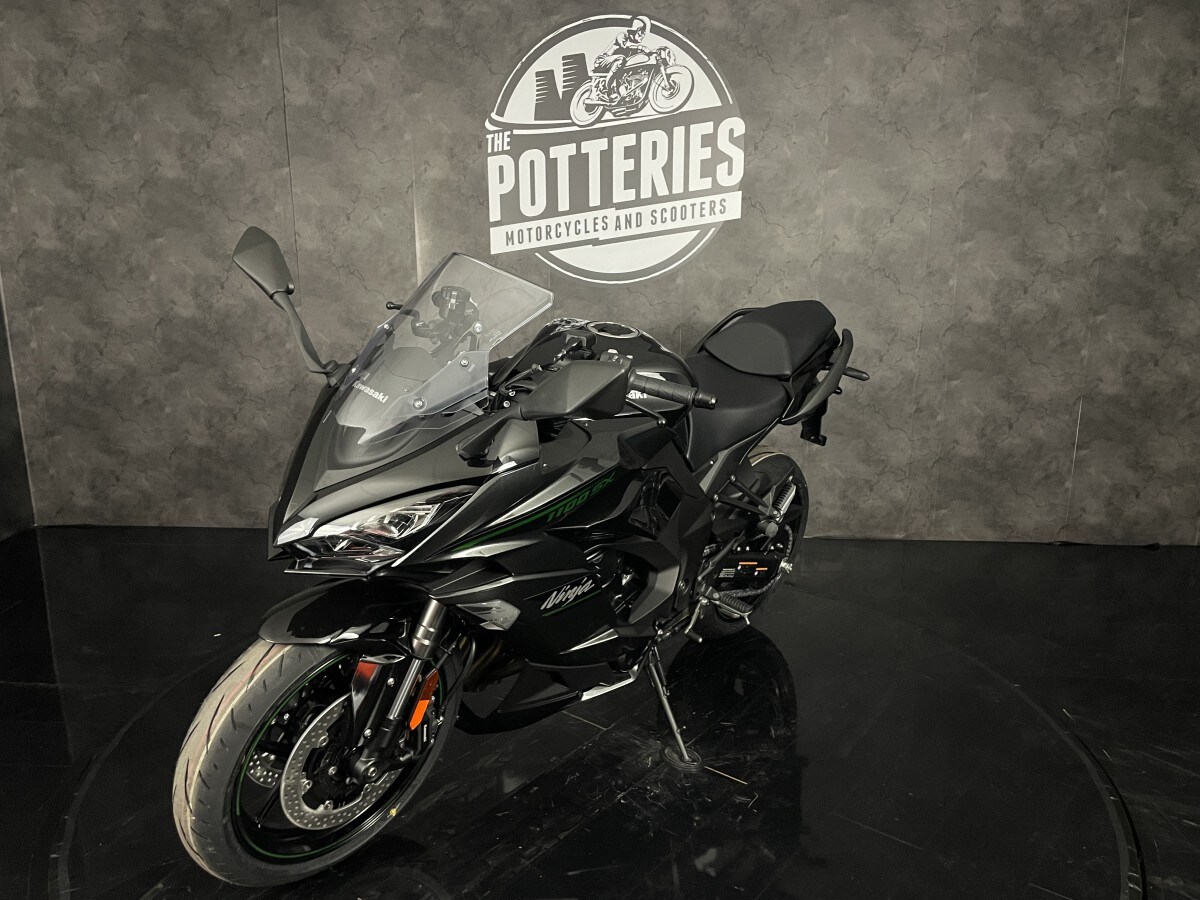 Kawasaki Ninja 1100SX