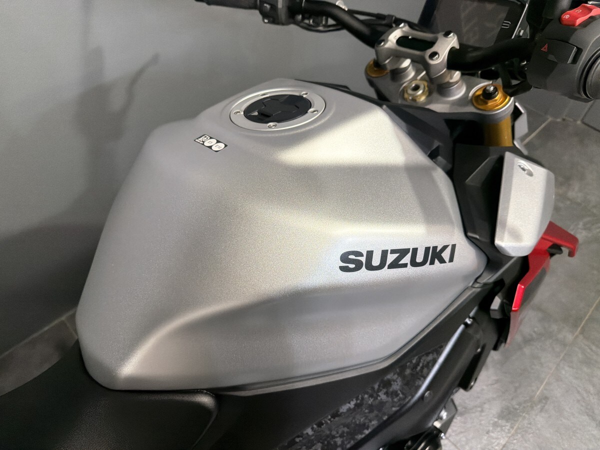 Suzuki GSX-S1000