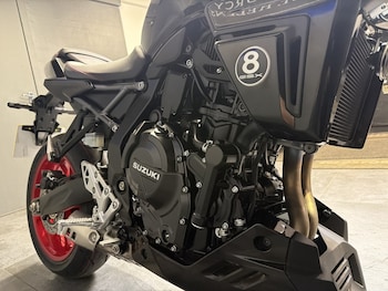 Used Suzuki GSX-8TT undefined for sale - bike-77866597: Photo