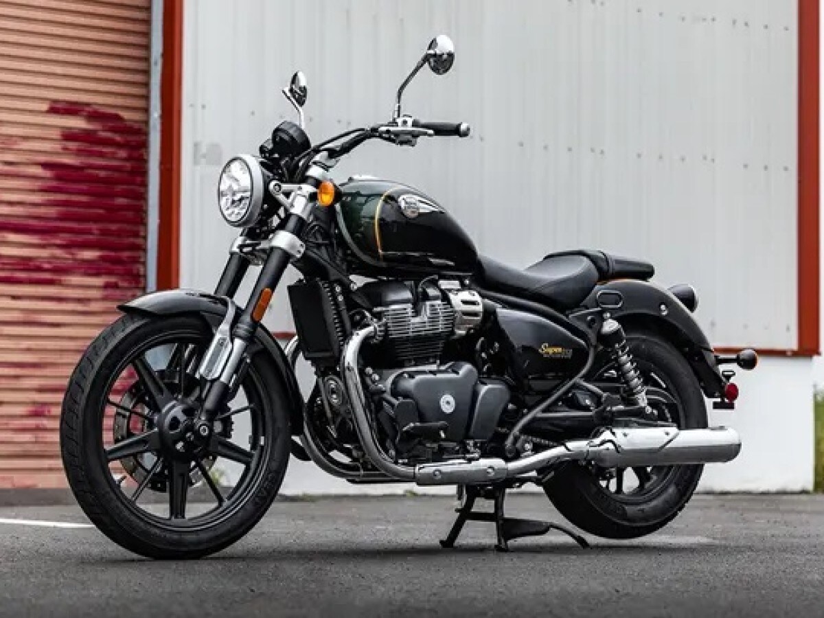 Royal Enfield Super Meteor 650 Astral Blue Pre-reg