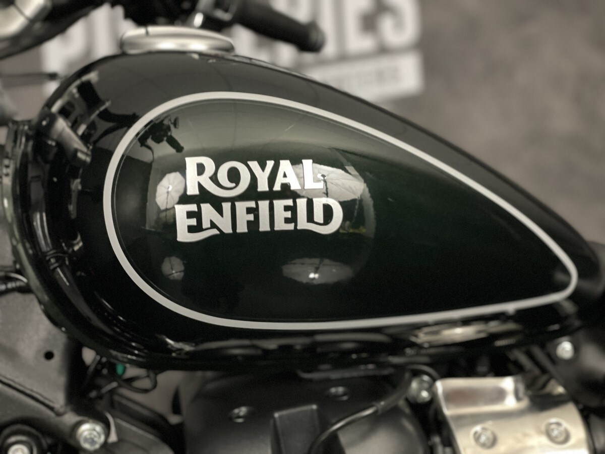Royal Enfield Super Meteor 650 Astral Blue Pre-reg