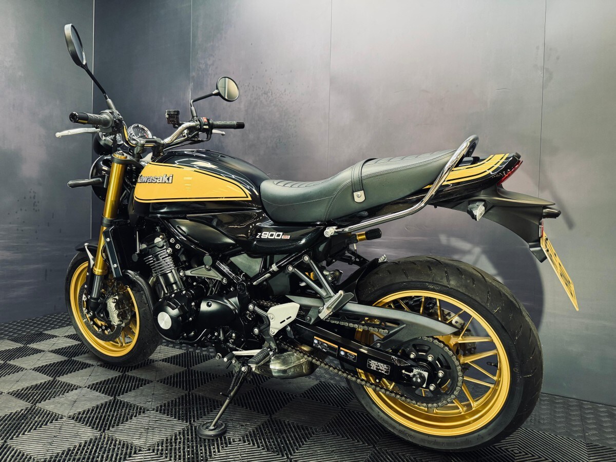 Kawasaki Z900 RS SE