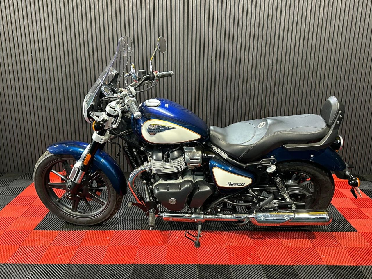Used Royal Enfield Super Meteor 650 for sale - 78435271: Photo 9