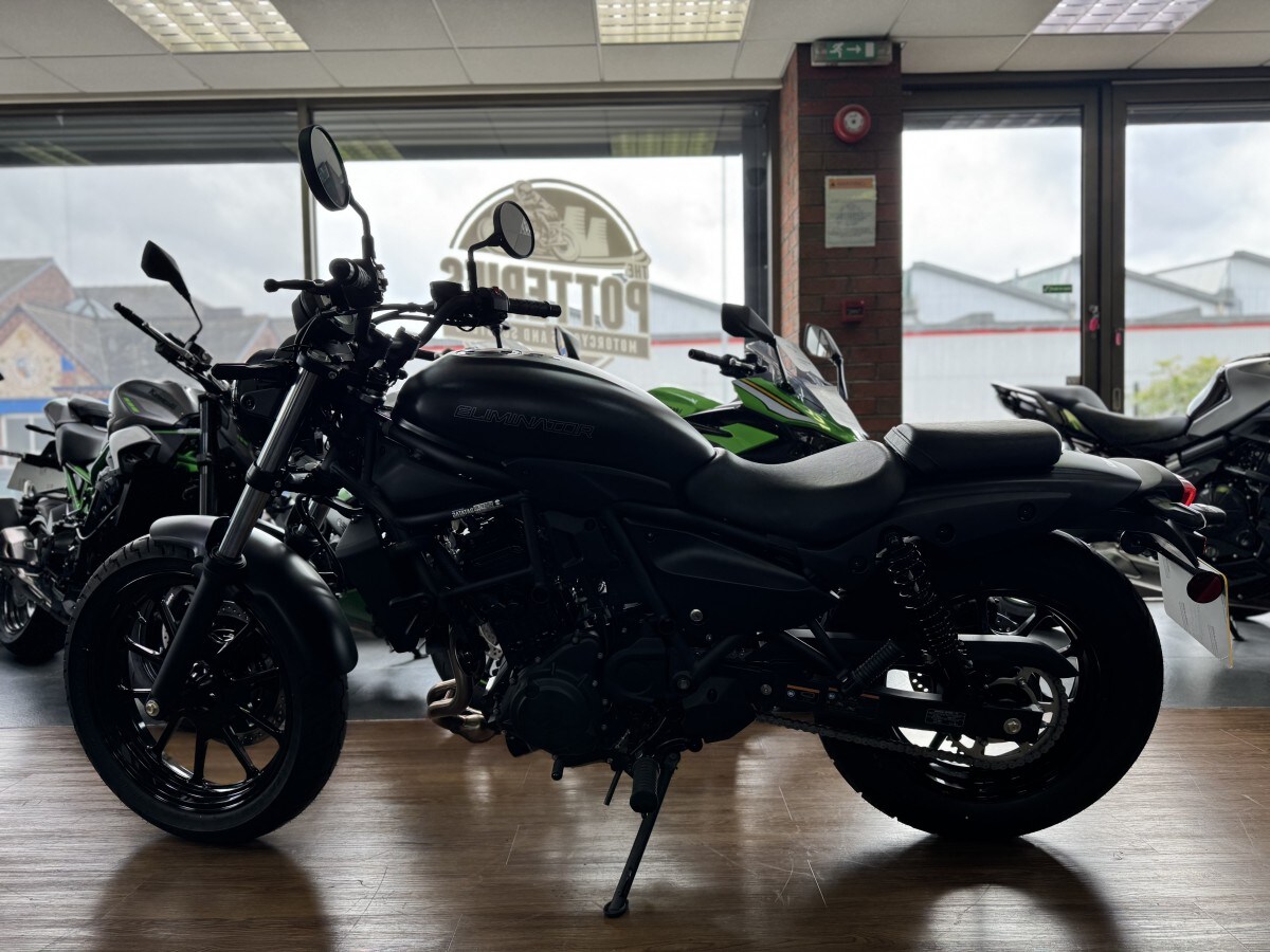 Kawasaki eliminator 500