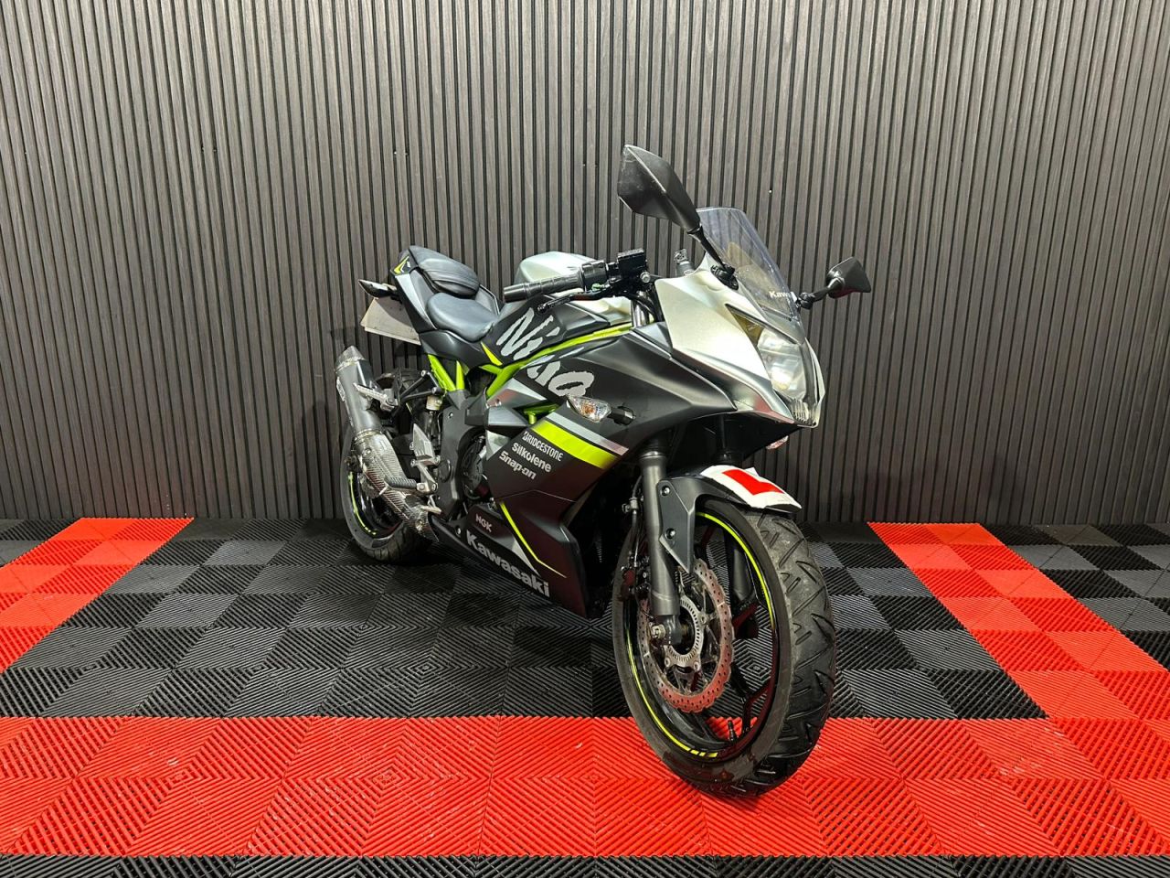 Used Kawasaki Ninja 125 for sale - 78435163: Photo 8