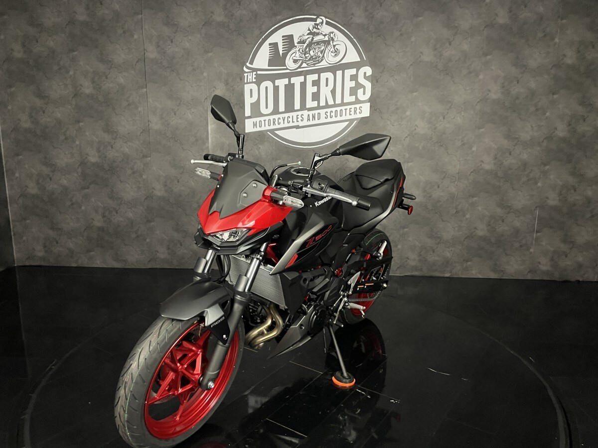 Kawasaki Z500 SE