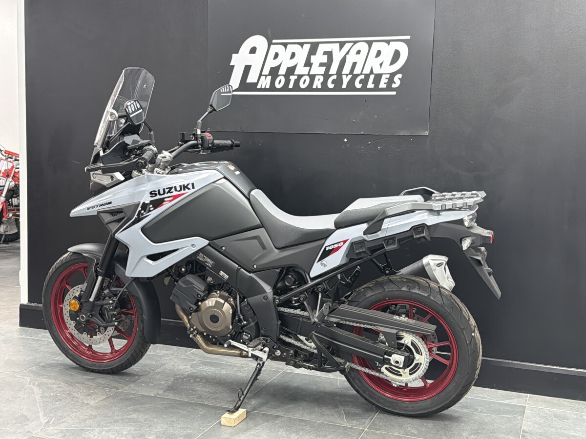 Suzuki DL1050RR V-STROM