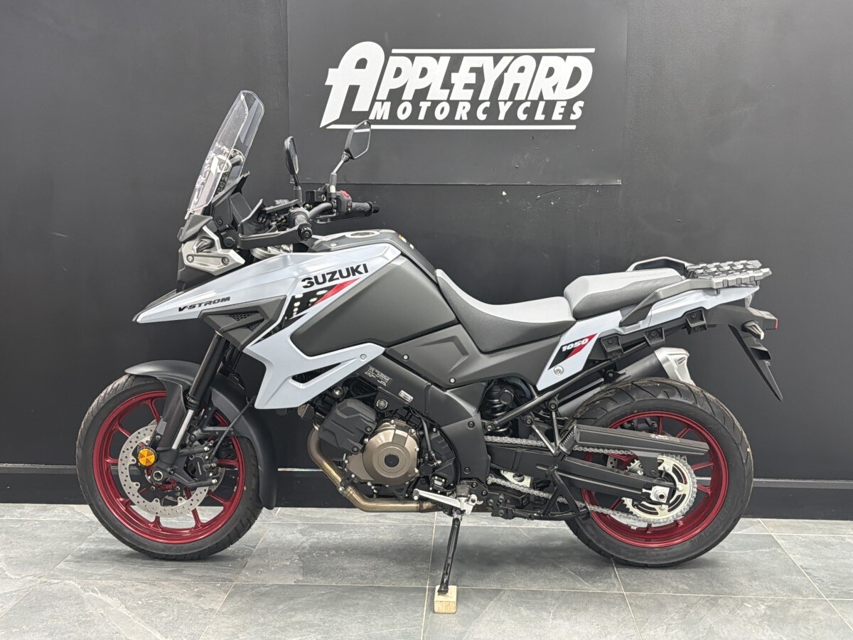 Suzuki DL1050RR V-STROM