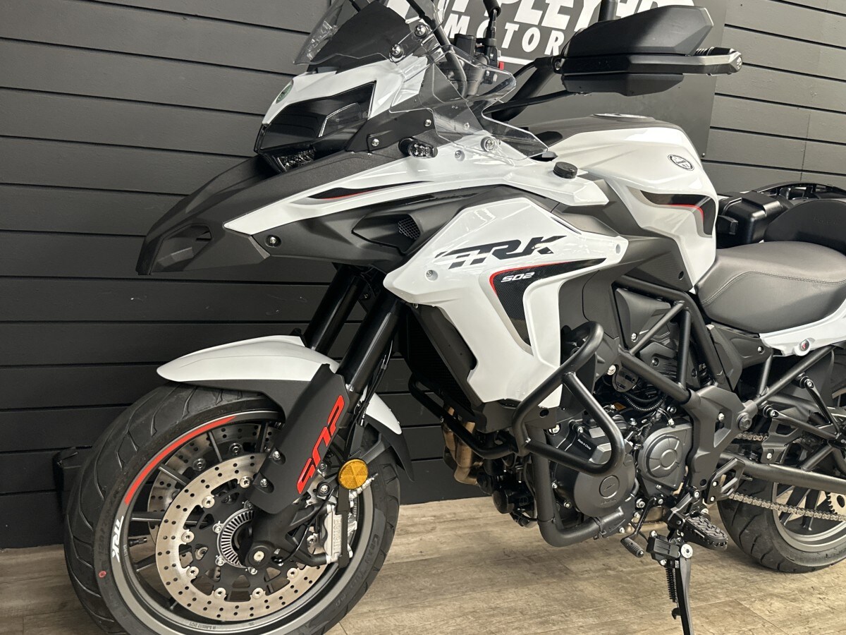 Benelli TRK 502