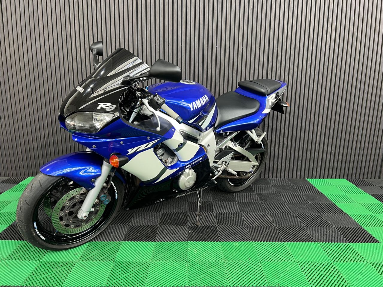 Used Yamaha R6 for sale - 78640136: Photo 9
