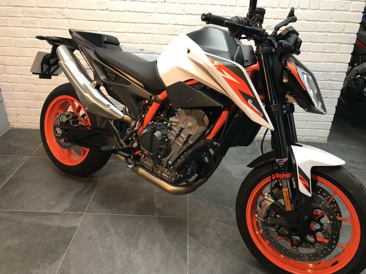 KTM Duke
