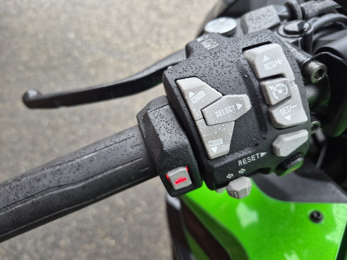 Kawasaki ZX1100JSFAN NINJA 1100 SX SE EX-DEMO