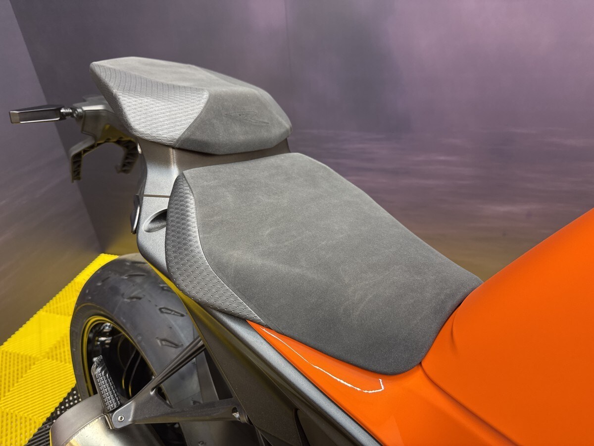 KTM 1390 SUPER DUKE R EVO