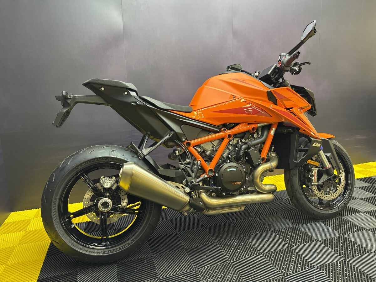 KTM 1390 SUPER DUKE R EVO