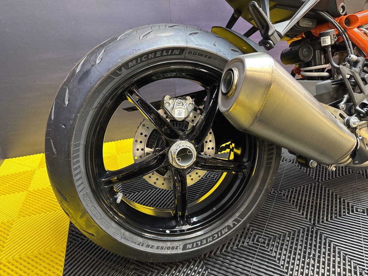 KTM 1390 SUPER DUKE R EVO