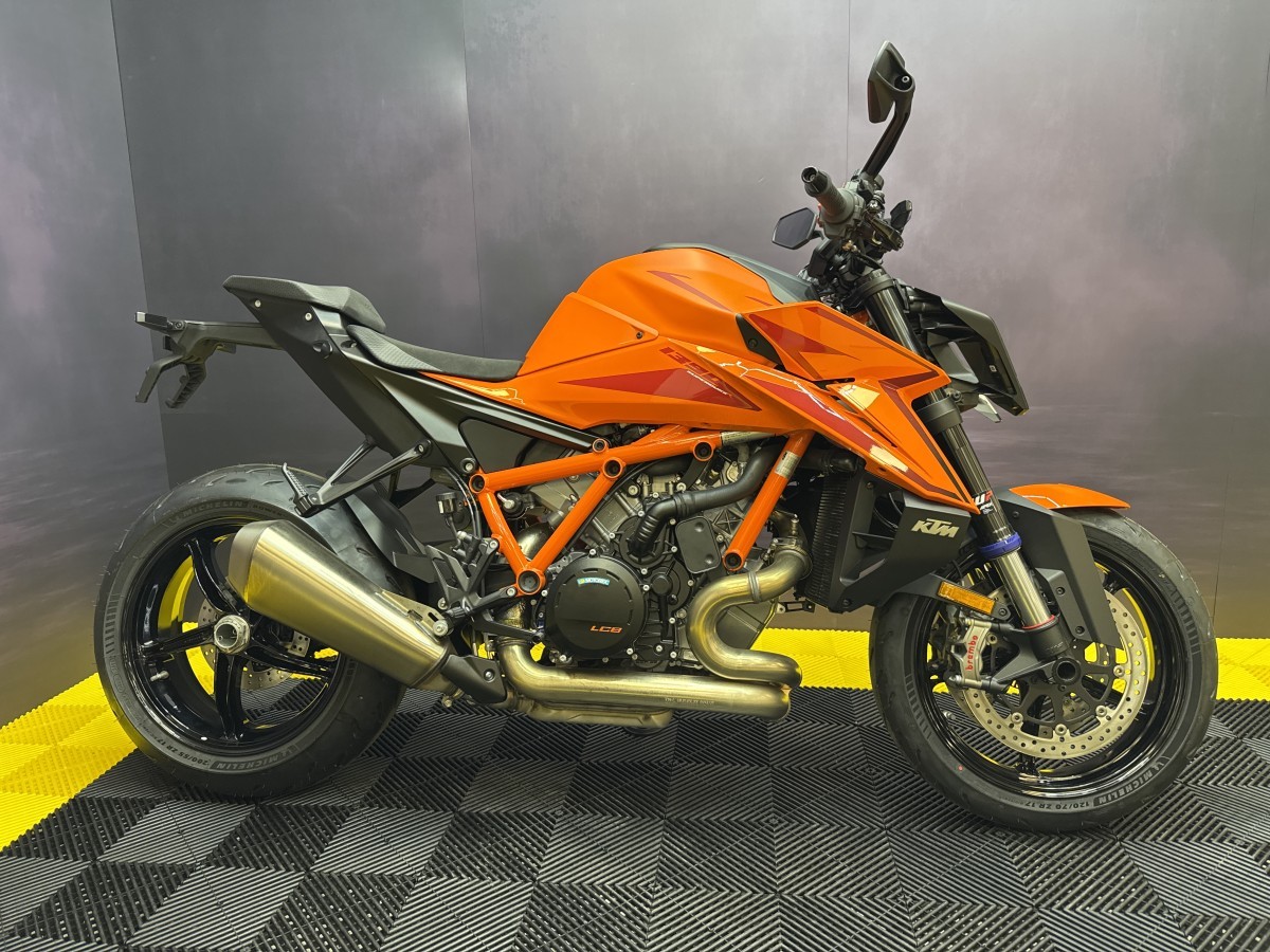 KTM 1390 SUPER DUKE R EVO