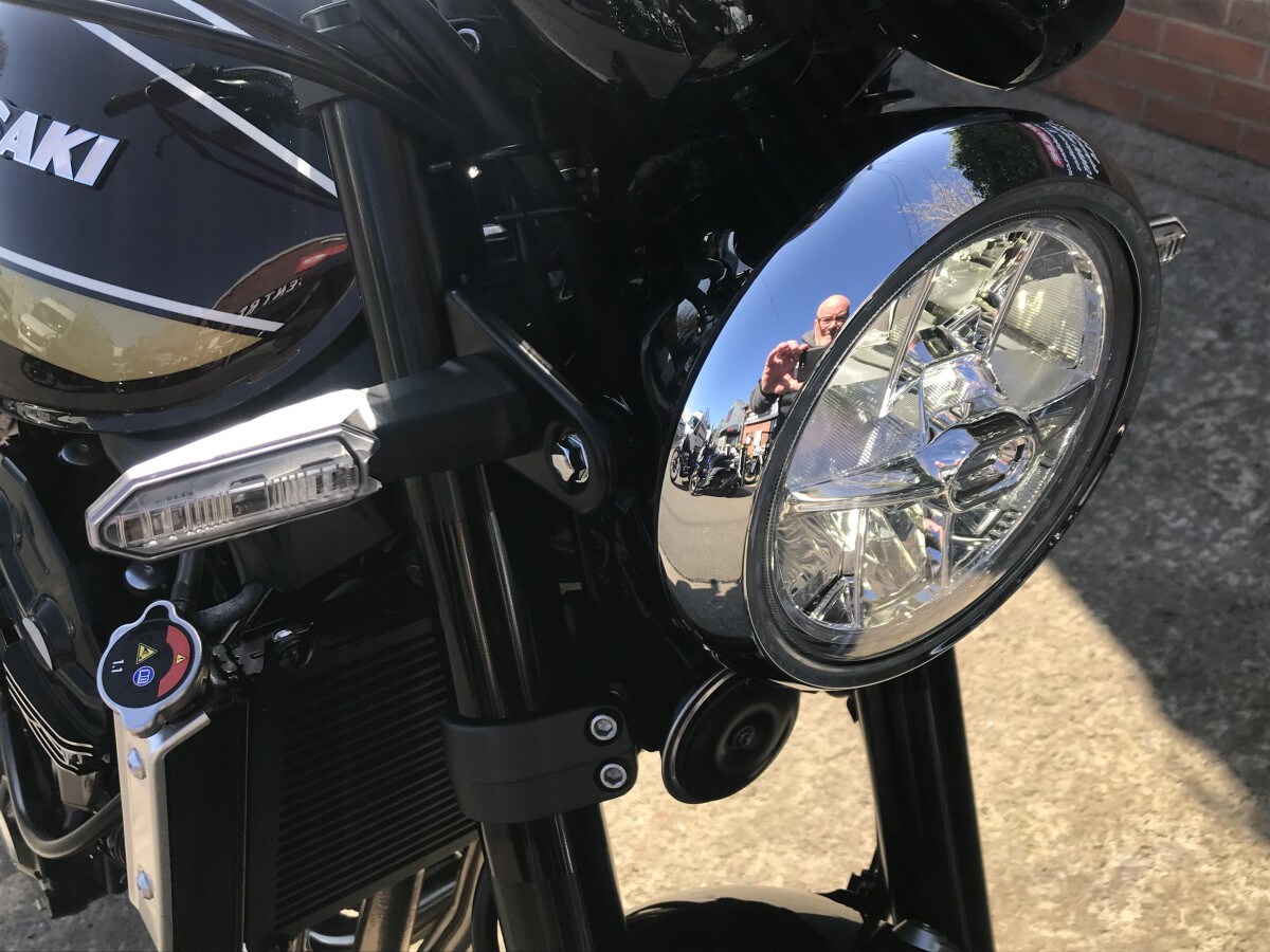 Kawasaki Z900 RS ZR900 KSFBB