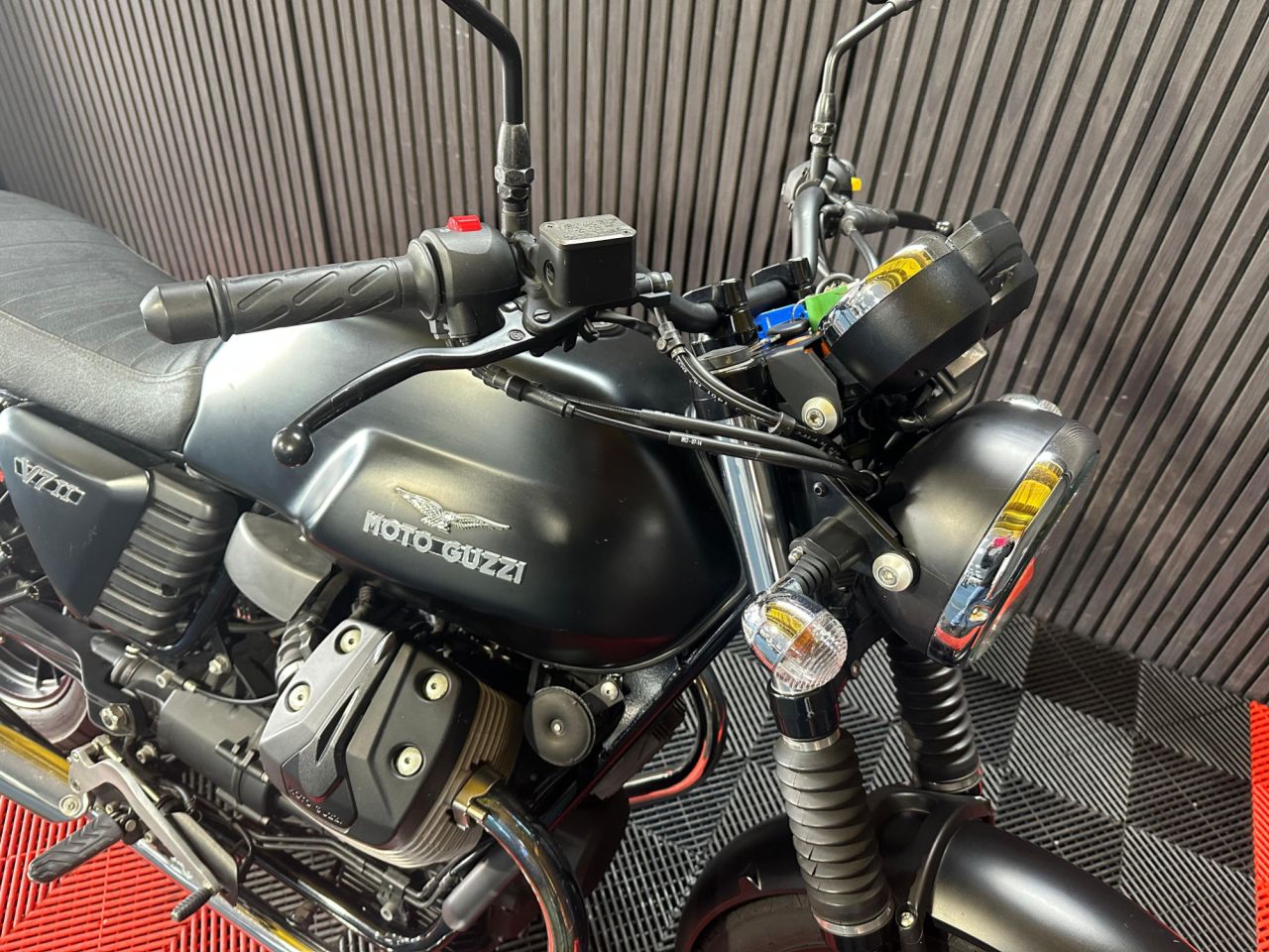 Used Moto Guzzi V7 for sale - 78859458: Photo 14