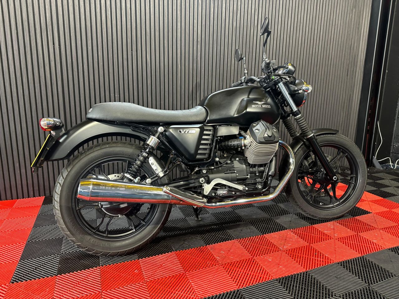 Used Moto Guzzi V7 for sale - 78859458: Photo 5