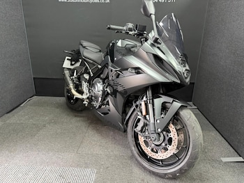 Used Suzuki GSX 800 FRQM4 GSX-8R 2024 for sale - bike-77866402: Photo