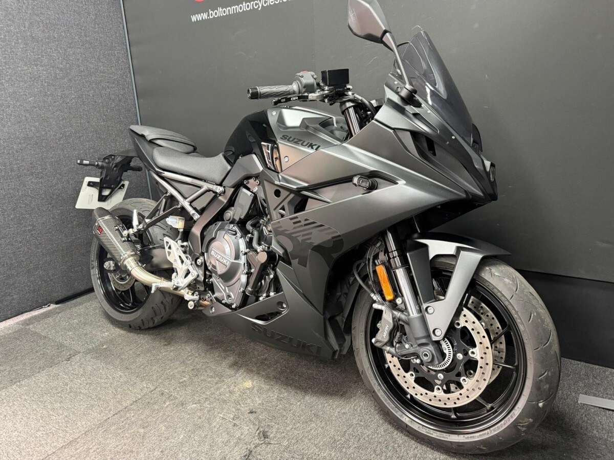 Suzuki GSX 800 FRQM4 GSX-8R