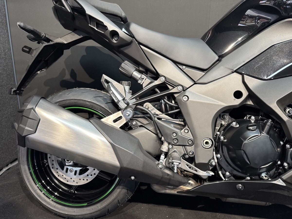 Kawasaki Ninja 1100SX