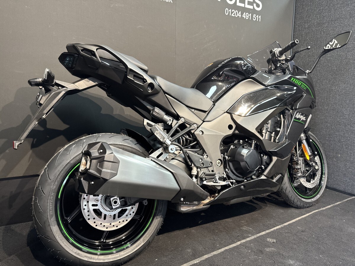 Kawasaki Ninja 1100SX