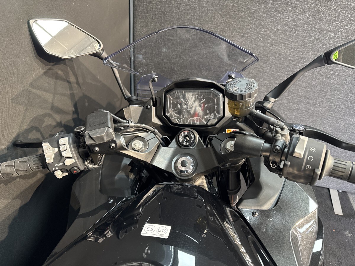 Kawasaki Ninja 1100SX