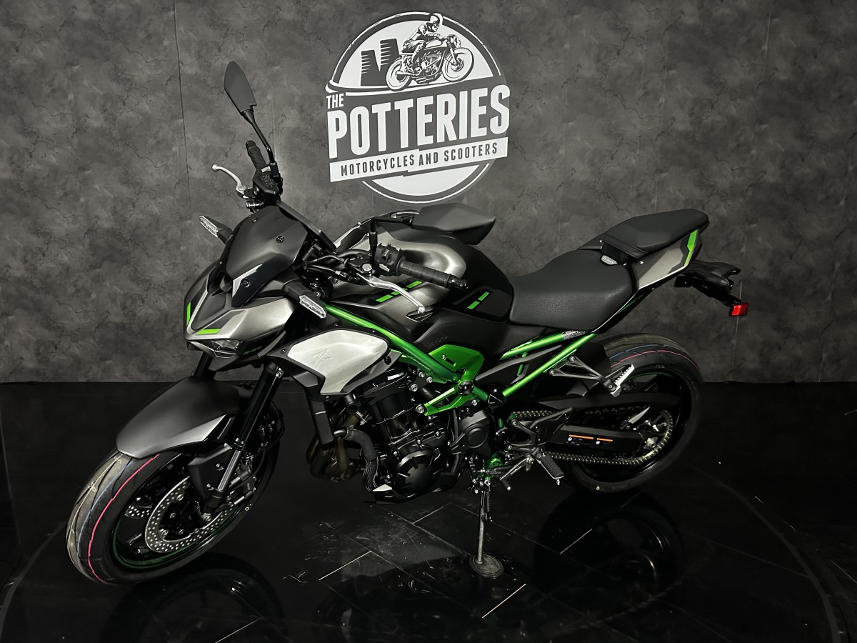 Kawasaki Z900