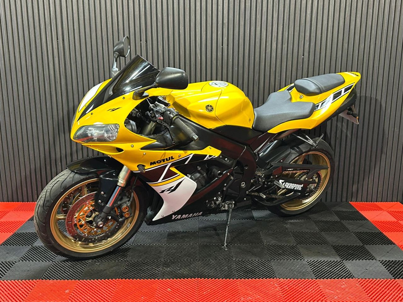 Used Yamaha R1 for sale - 78435628: Photo 10