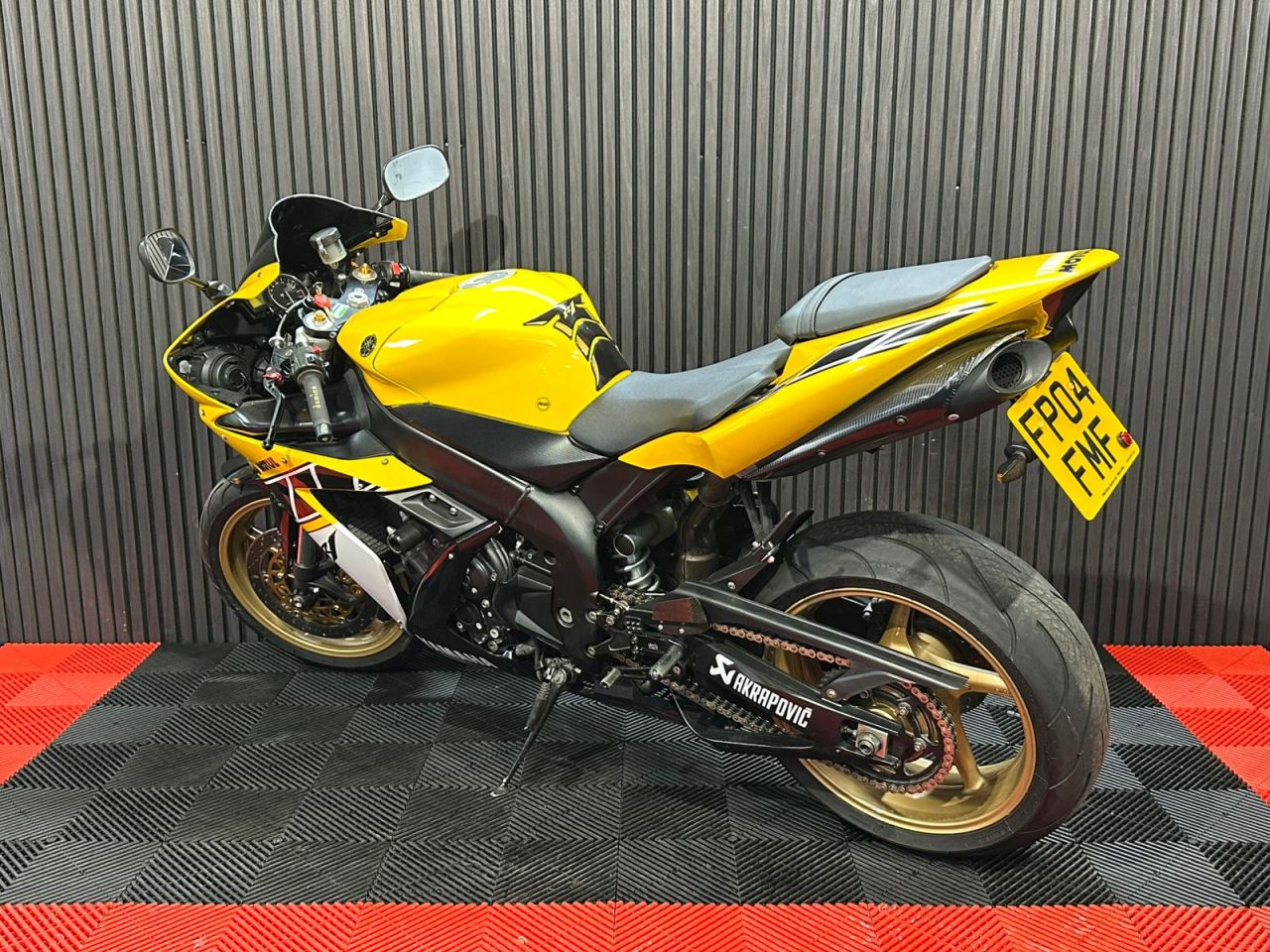 Used Yamaha R1 for sale - 78435628: Photo 12