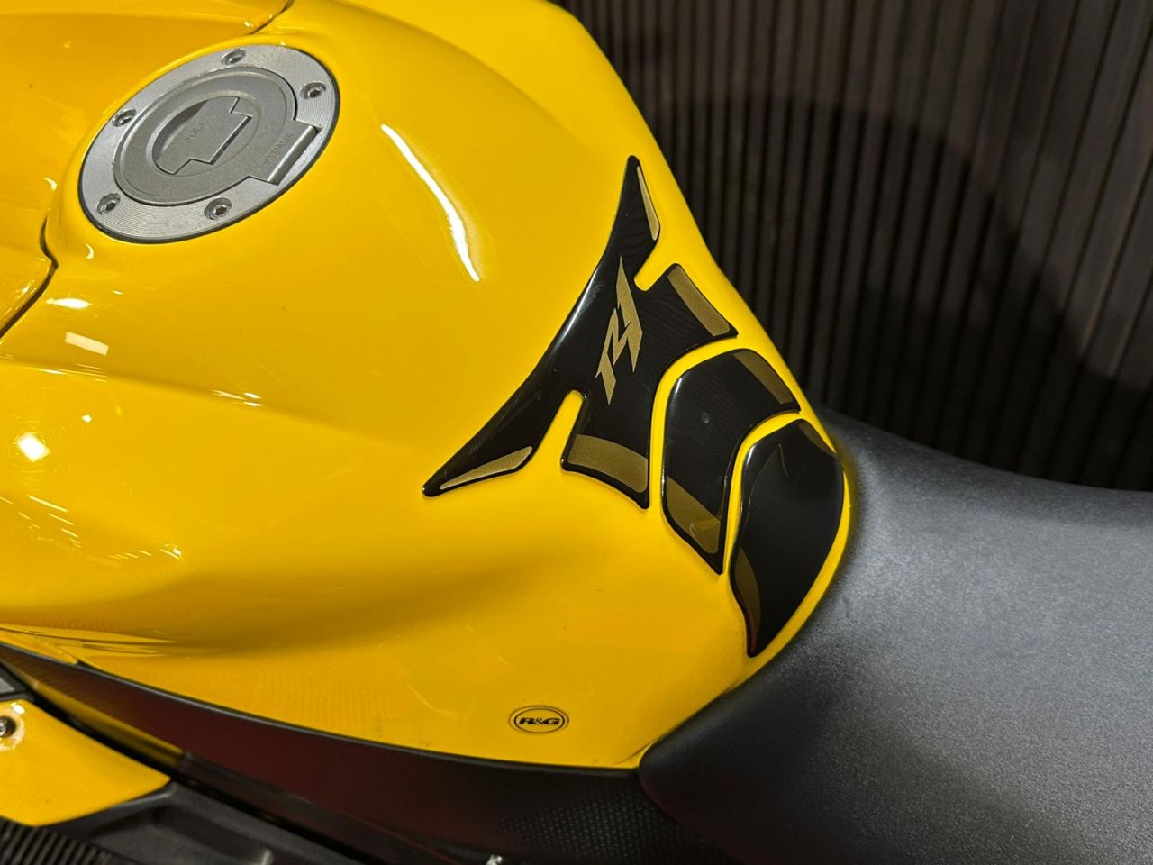 Used Yamaha R1 for sale - 78435628: Photo 14