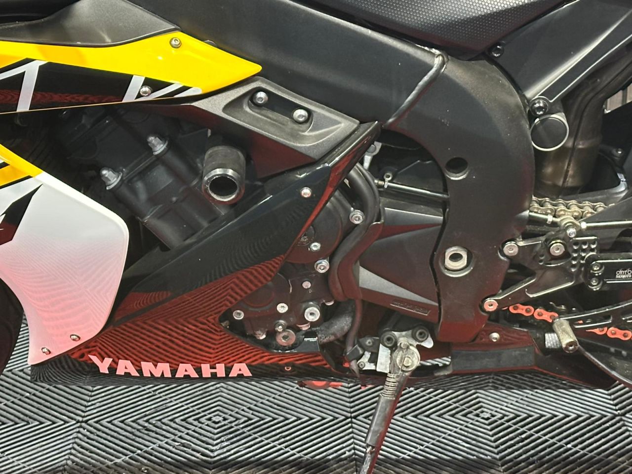 Used Yamaha R1 for sale - 78435628: Photo 18