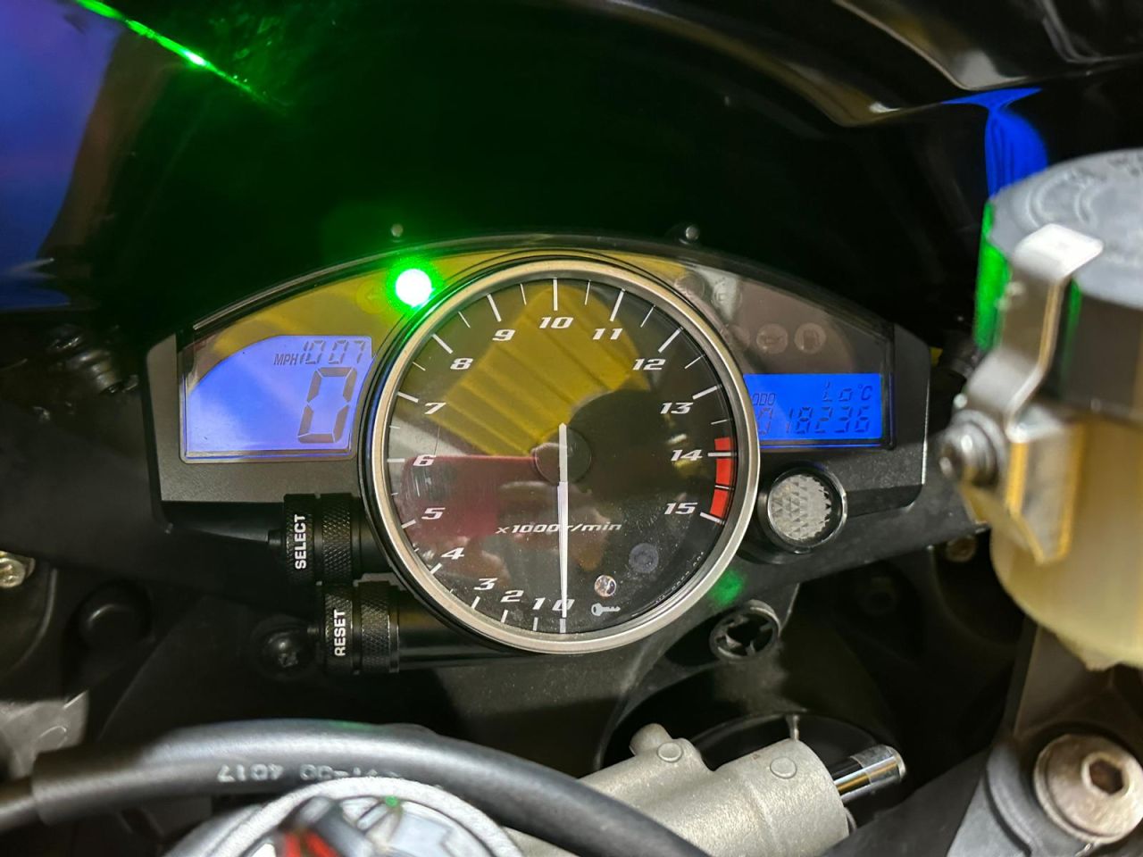 Used Yamaha R1 for sale - 78435628: Photo 23