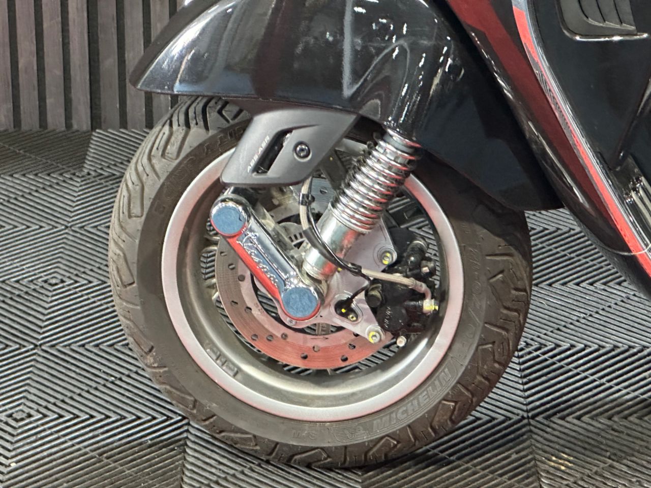 Used Piaggio Vespa GTS for sale - 78838729: Photo 14