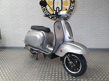 Used Royal Alloy TG 300 S LC ABS E5 undefined for sale - bike-77868656: Photo