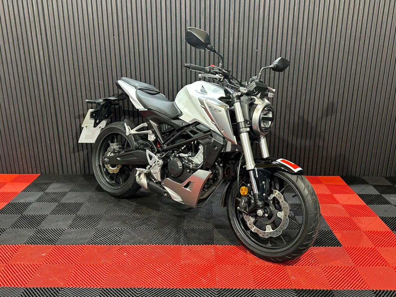 Used Honda CB125R for sale - 78435446: Photo 11