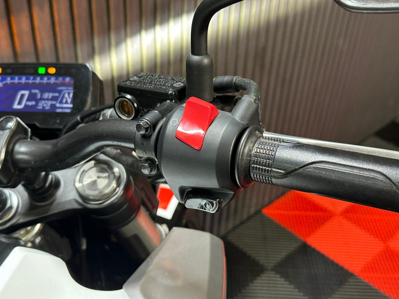 Used Honda CB125R for sale - 78435446: Photo 22