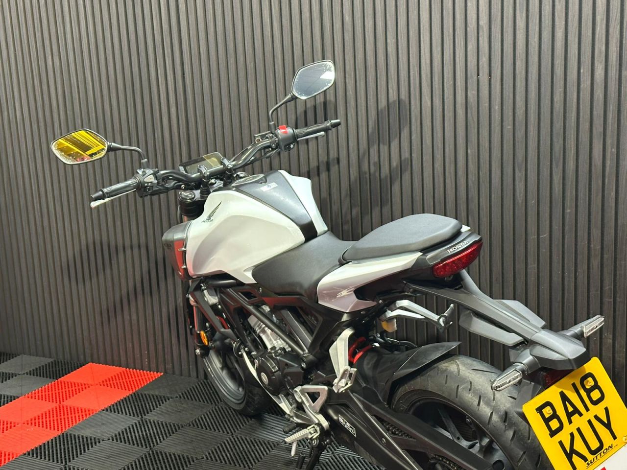 Used Honda CB125R for sale - 78435446: Photo 23