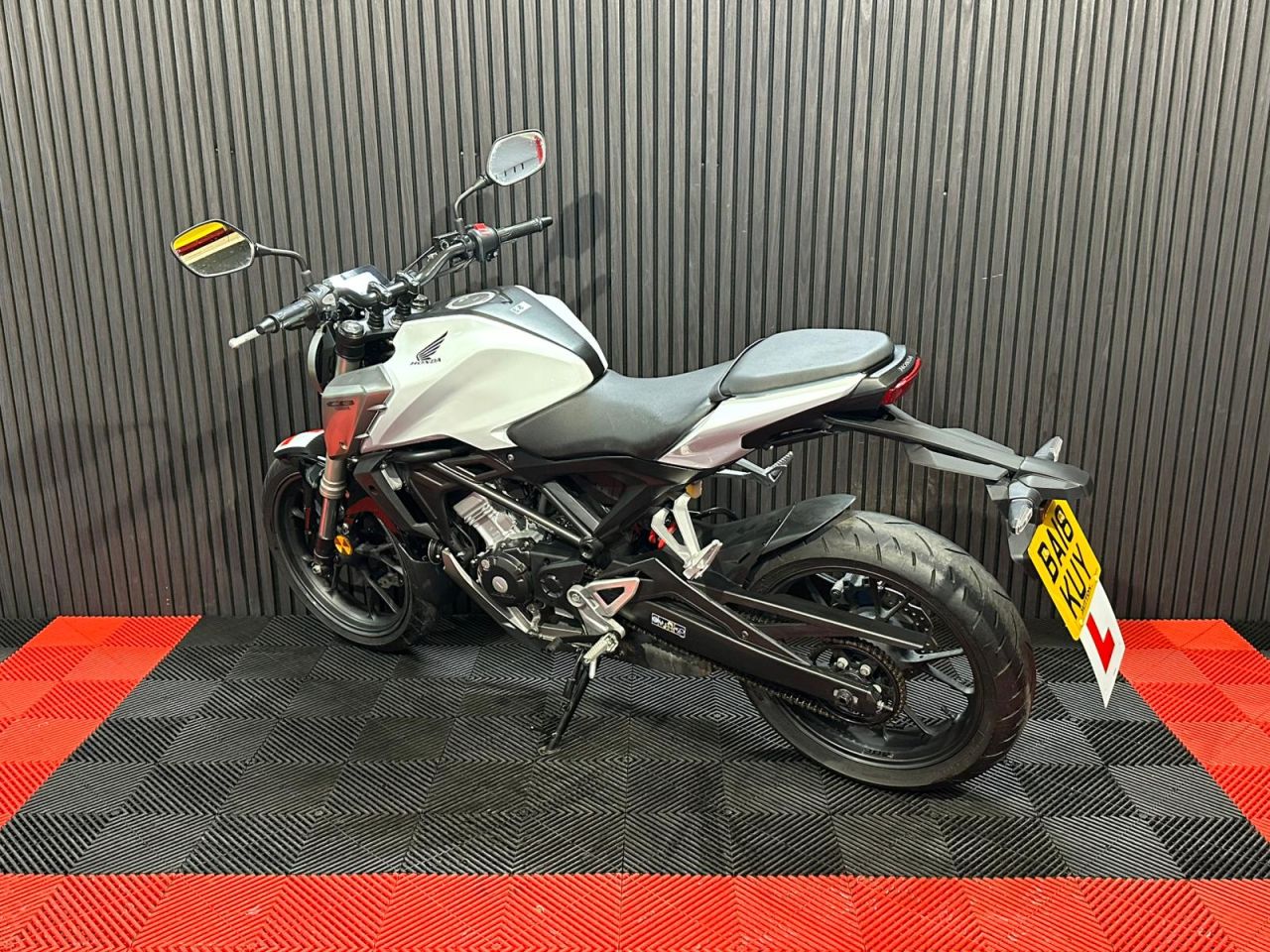 Used Honda CB125R for sale - 78435446: Photo 8
