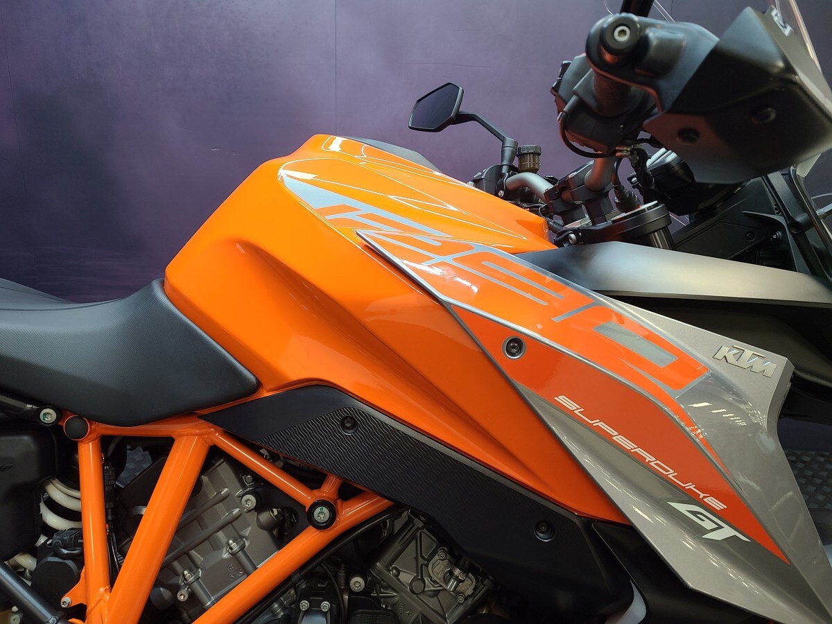 KTM 1290 SUPERDUKE GT