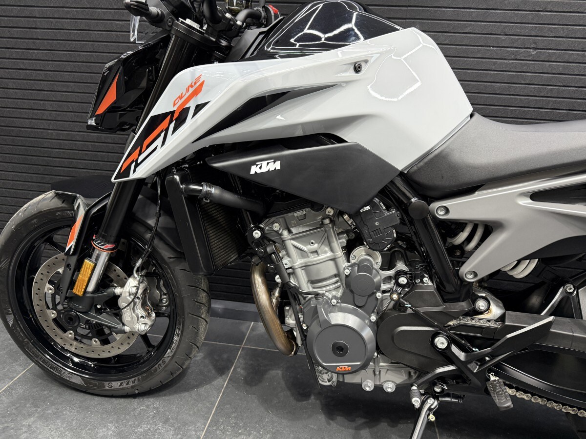 KTM 790 DUKE