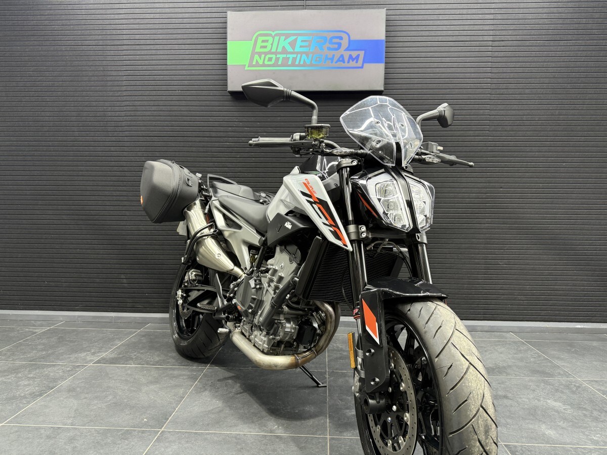 KTM 790 DUKE