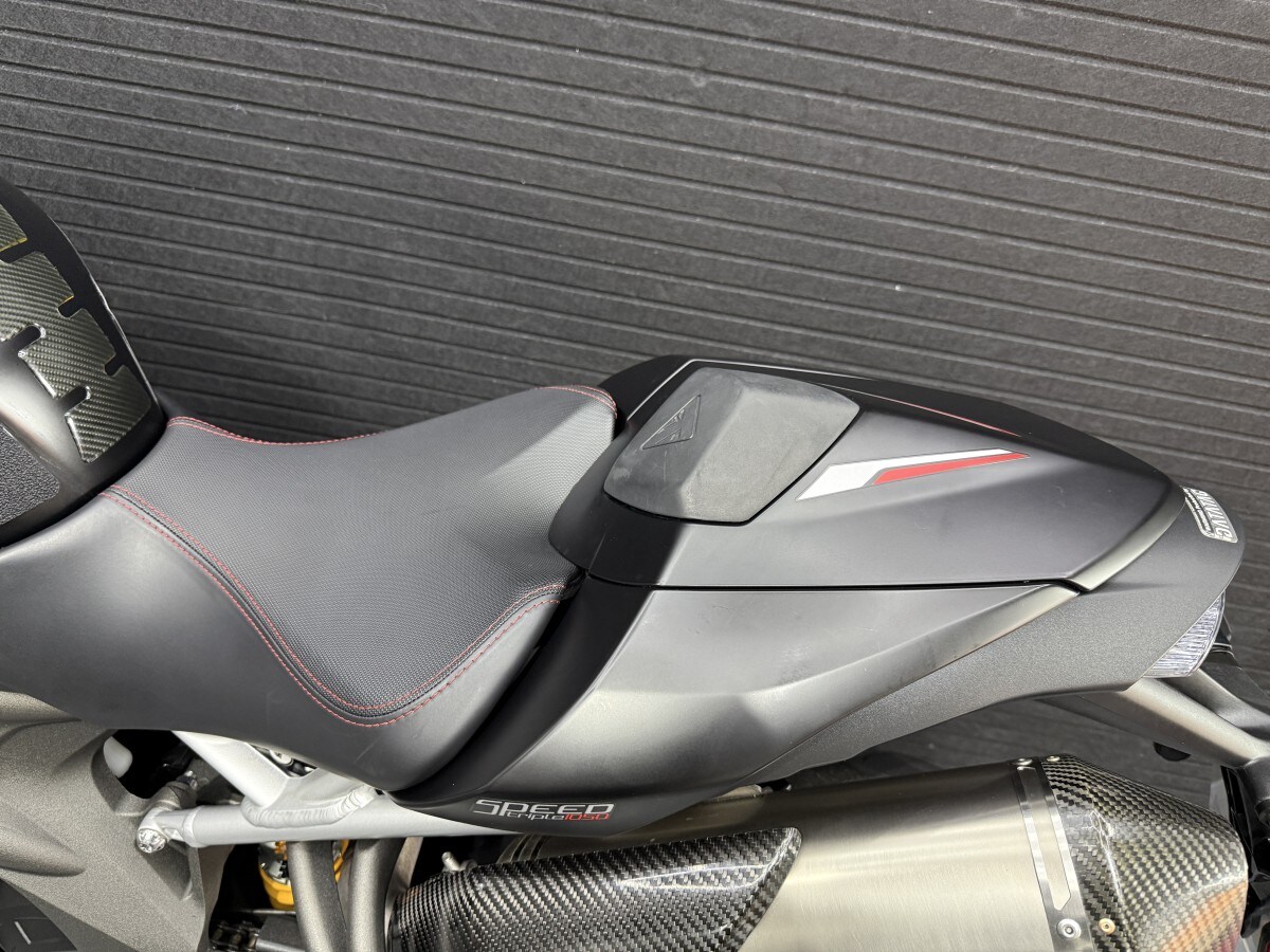 Triumph SPEED TRIPLE RS 1050