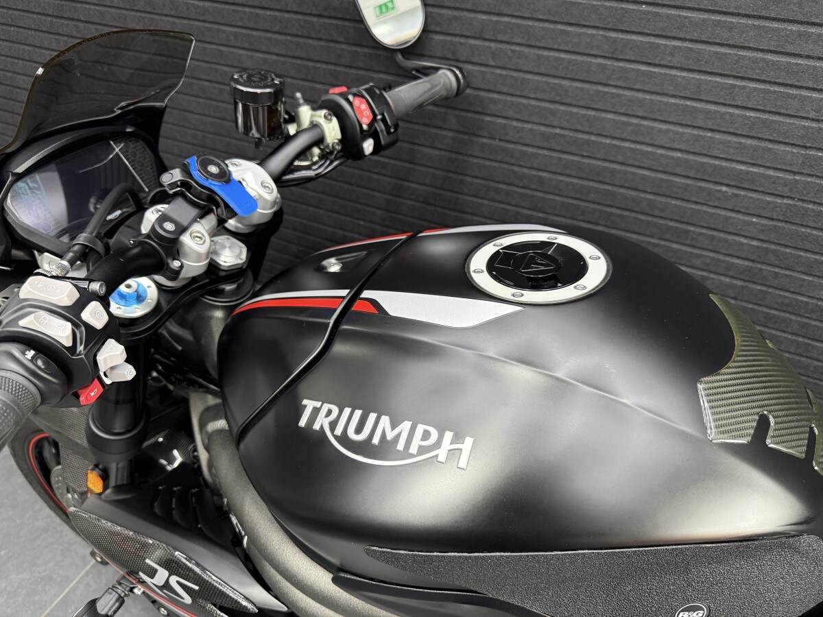 Triumph SPEED TRIPLE RS 1050